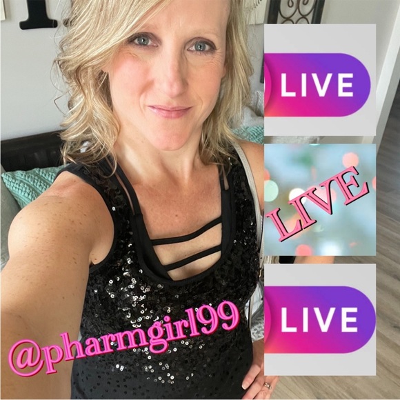 Meet your Posher, Sarah - Picture 2 of 4